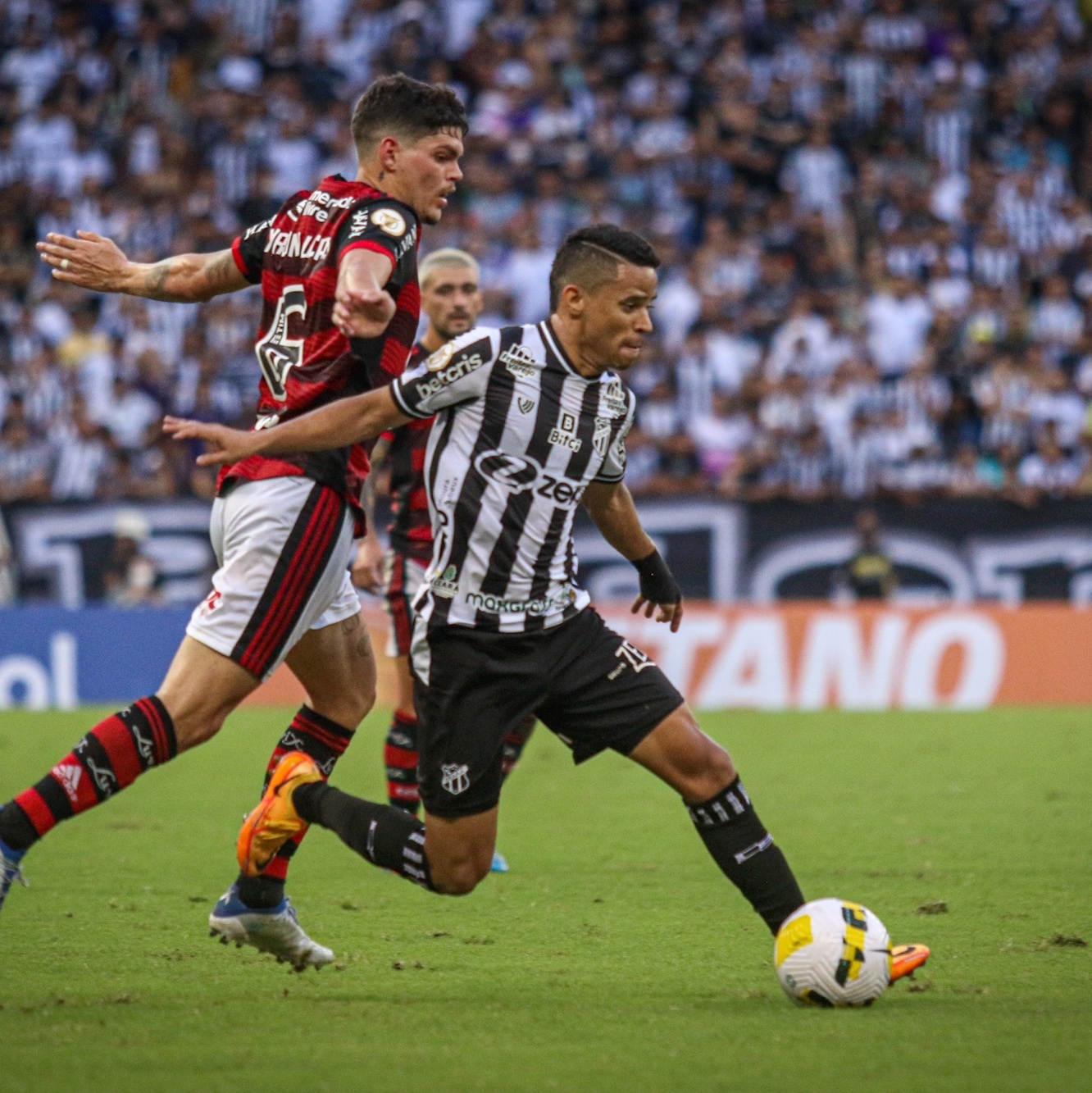 Flamengo Notícias: Link ao Vivo e Grátis para assistir Ceará x Flamengo às  18 horas