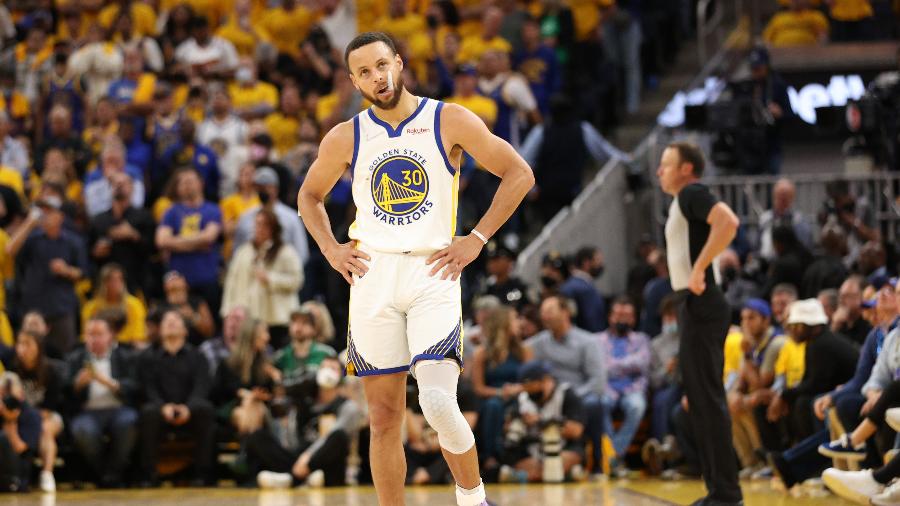 Stephen Curry não acertou bolas de três pontos no jogo 5 das finais da NBA - Ezra Shaw/Getty Images