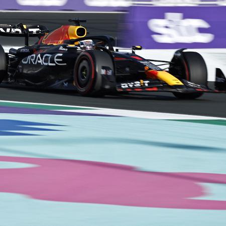 Verstappen no primeiro treino livre do GP da Arábia Saudita - HAMAD I MOHAMMED/REUTERS