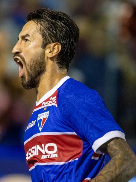 Lucero comemora gol marcado pelo Fortaleza - Baggio Rodrigues/AGIF