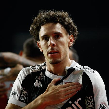 Nuno Moreira comemora o seu golaço feito pelo Vasco contra o Fortaleza Nuno Moreira comemora o seu golaço feito pelo Vasco contra o Fortaleza