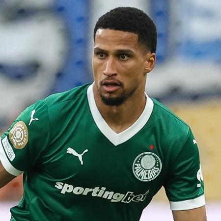 Murilo, zagueiro do Palmeiras, durante jogo contra o Porto no Mundial de Clubes