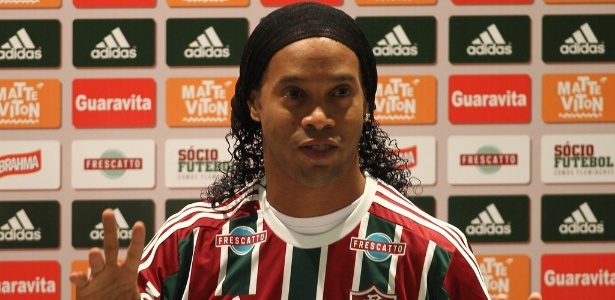 Ronaldinho Gaúcho deve fazer seu primeiro treino nas Laranjeiras nesta segunda - Nelson Perez/Divulgação