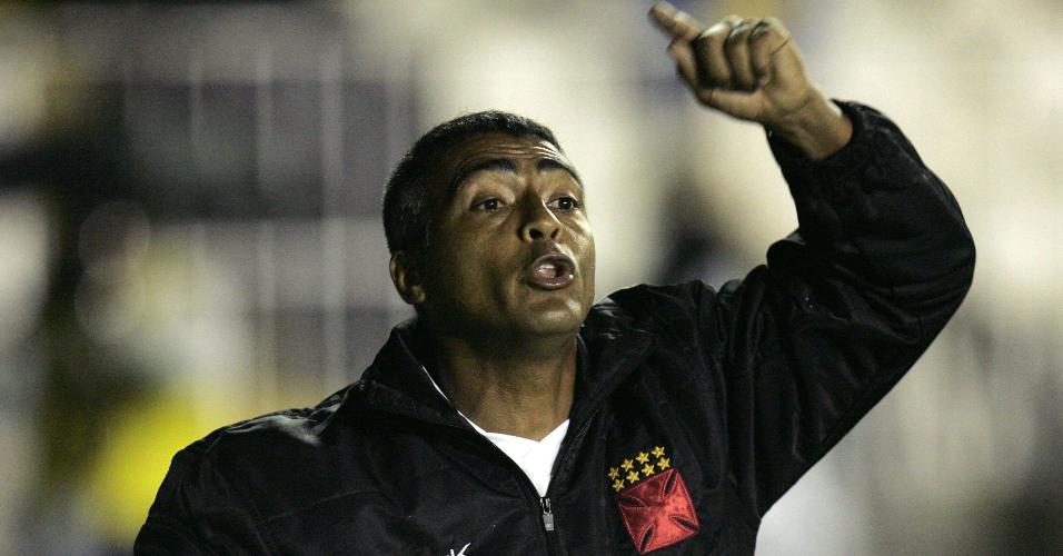 Romário atuou como jogador-treinador no Vasco em 2007