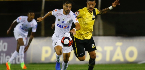 Rafael Longuine não disputou uma partida sequer com a camisa do Santos em 2018 - MARCOS BEZERRA/FUTURA PRESS/FUTURA PRESS/ESTADÃO CONTEÚDO