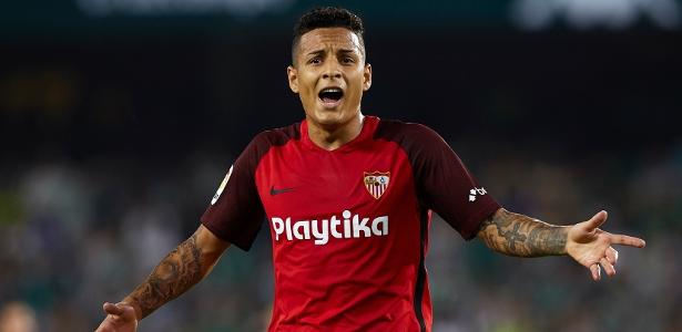 Arana em ação pelo Sevilla; Corinthians tenta repatriar o lateral-esquerdo - Quality Sport Images/Getty Images