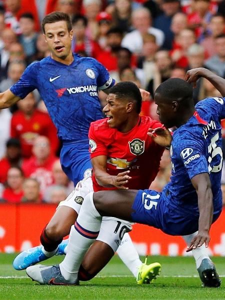 PHIL NOBLE / REUTERS