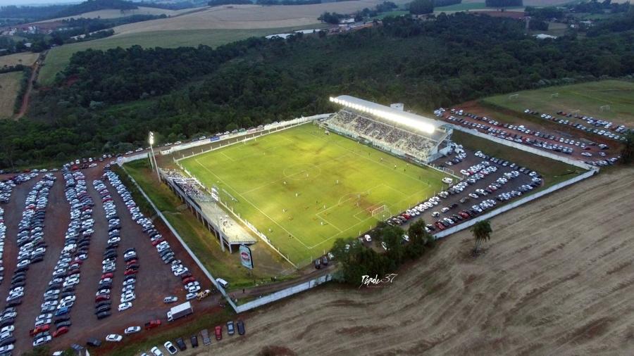 Estádio Alviazul chegou a ter luz cortada por dívida e apareceu em relação de leilão durante a quarentena - Divulgação/CE Lajeadense