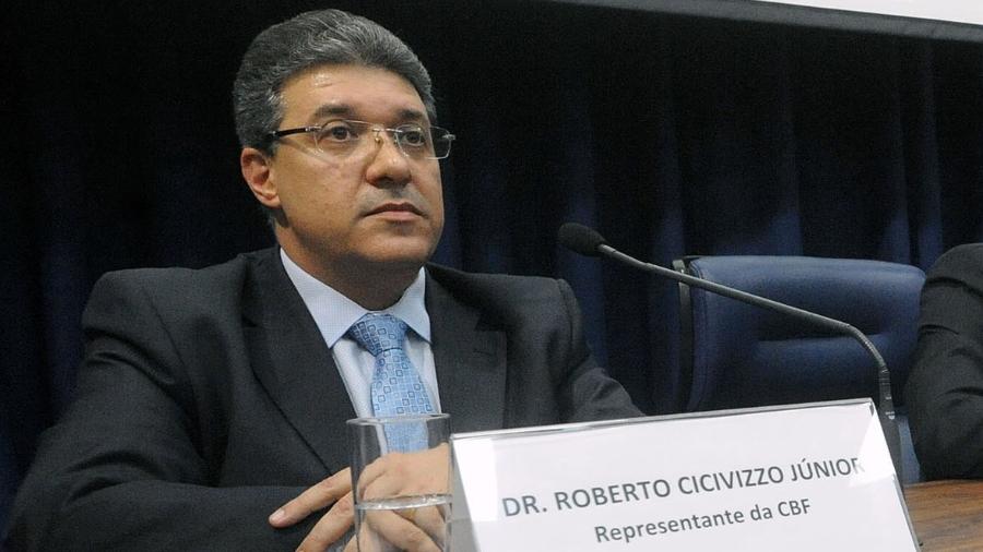 Roberto Cicivizzo Júnior durante Audiência Pública na ALESP em junho de 2016. Ele luta contra o coronavírus - José Antônio Teixeira/Divulgação/ALESP