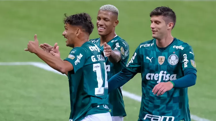 Palmeiras ganha briga com o Atlético Mineiro e contrata Wesley, ex-Santos