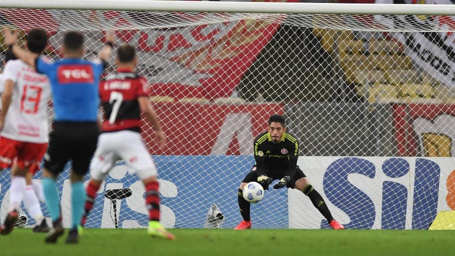 Daniel fez várias defesas difíceis no confronto do Inter com Flamengo - Ricardo Duarte/Inter