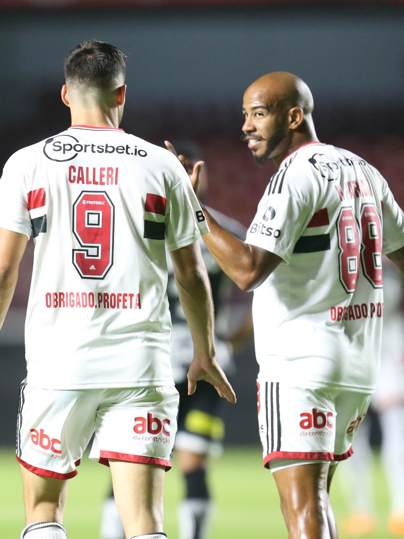 Calleri fires Sao Paulo to win over Santos