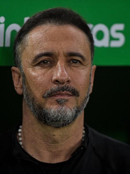 Vitor Pereira deixou o Corinthians há poucos dias e já tem acerto encaminhado com o Flamengo para 2023 - Thiago Ribeiro/AGIF