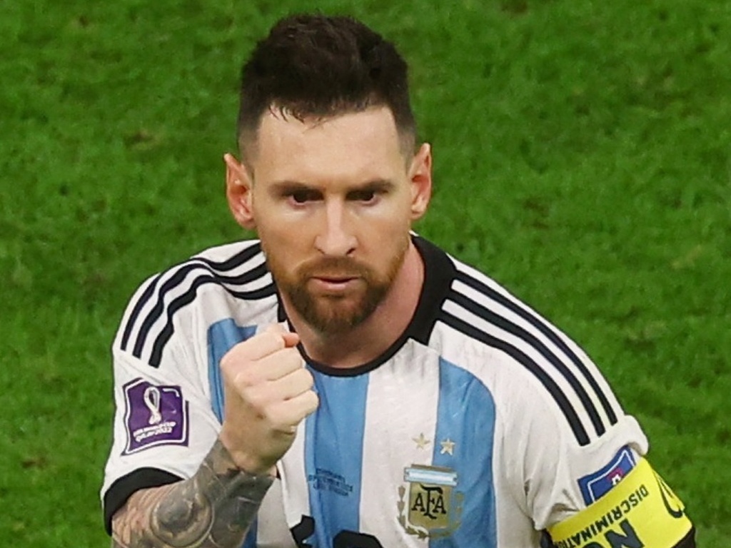 Argentina, que tem Messi e não tem Tite para atrapalhar, passa para a semi