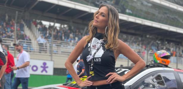 Deborah Secco rouba a cena na Stock Car e lança avatar em Interlagos