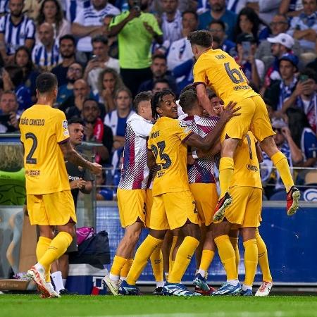 Barcelona comemora gol contra o Porto, pela segunda rodada da Liga dos Campeões