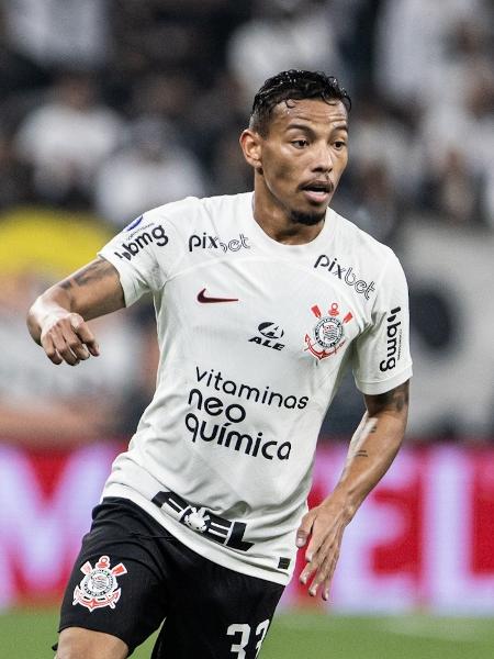 Ruan Oliveira, do Corinthians, em ação na Sul-Americana de 2023 - Abner Dourado/Agif