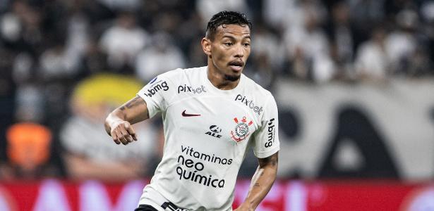 Ruan Oliveira deixa o Corinthians após não renovar contrato.