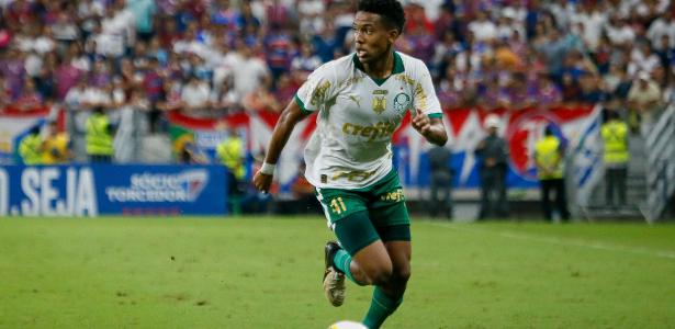 Análise de Abel sobre Estêvão e Veiga no banco em derrota para Fortaleza.