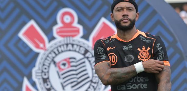 Corinthians exige que salário de Memphis Depay seja integralmente bancado por patrocinadores para renovar contrato