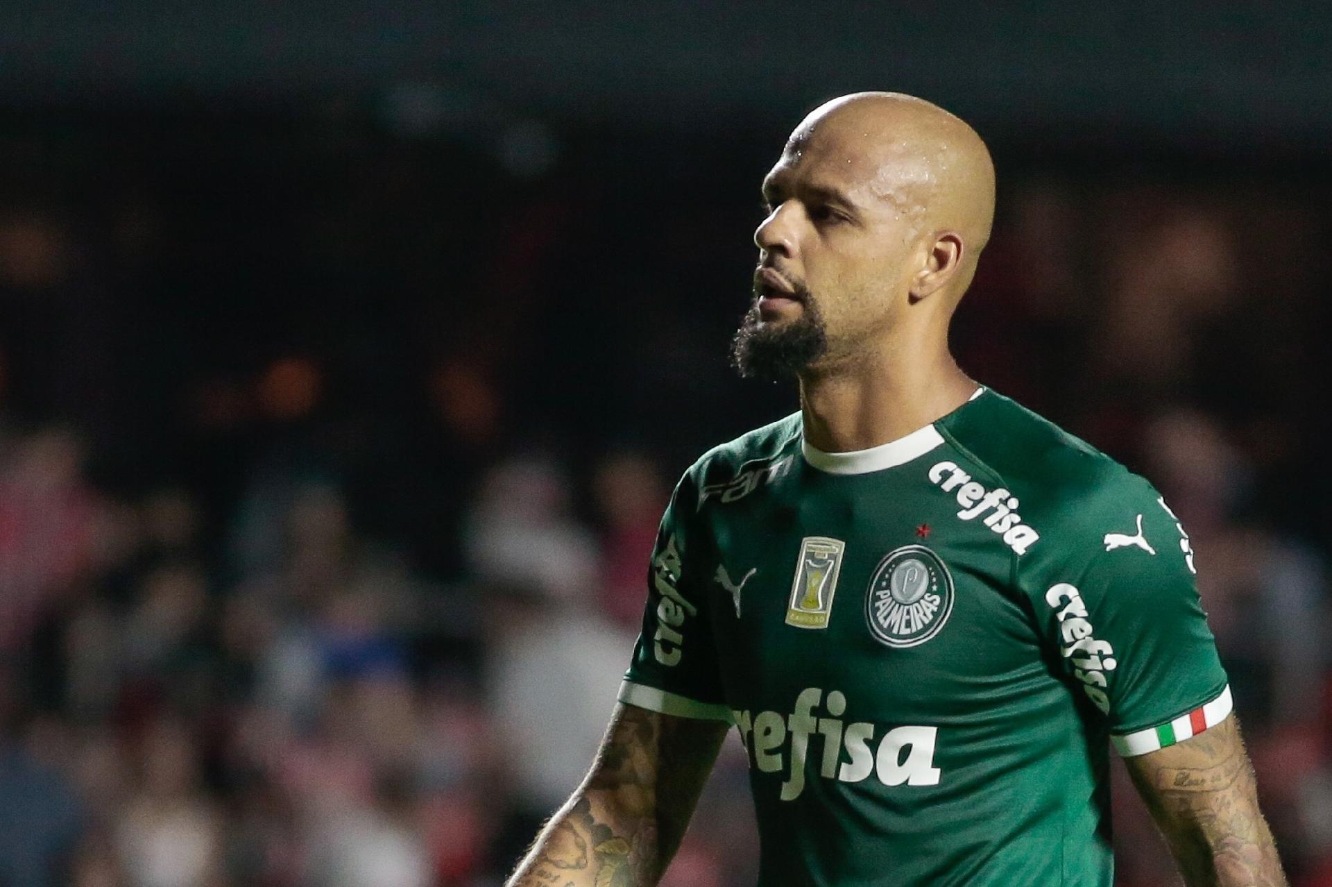 Felipe Melo diz que testou negativo para Covid após encontro com Bolsonaro