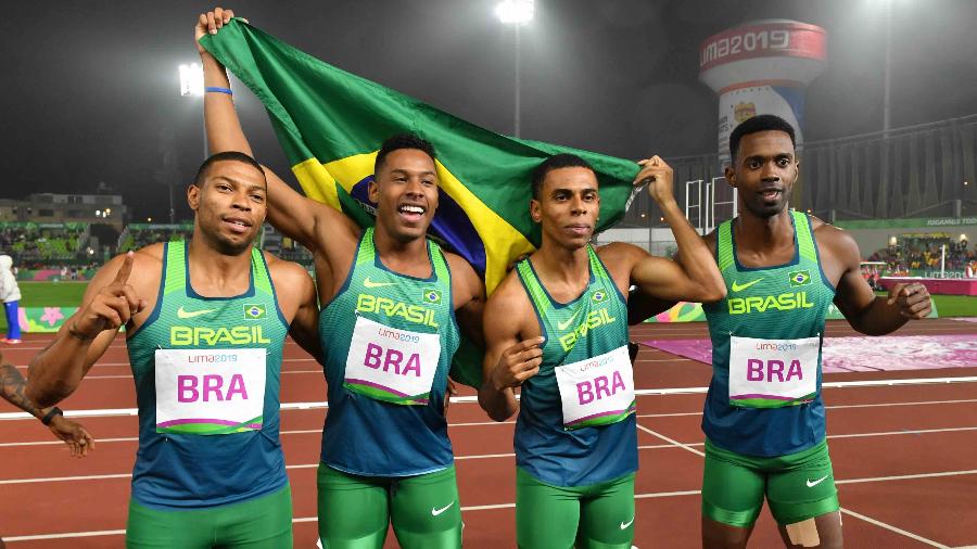 Brasil conquista ouro no revezamento 4x100m masculino do atletismo no Pan - Luis ACOSTA/AFP
