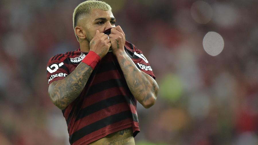 Gabigol comemora gol do Flamengo em partida contra o Internacional - Thiago Ribeiro/AGIF