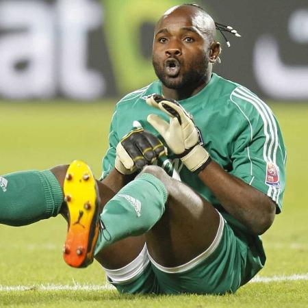 Robert Kidiaba entrou para a história como goleiro do Mazembe - Reuters