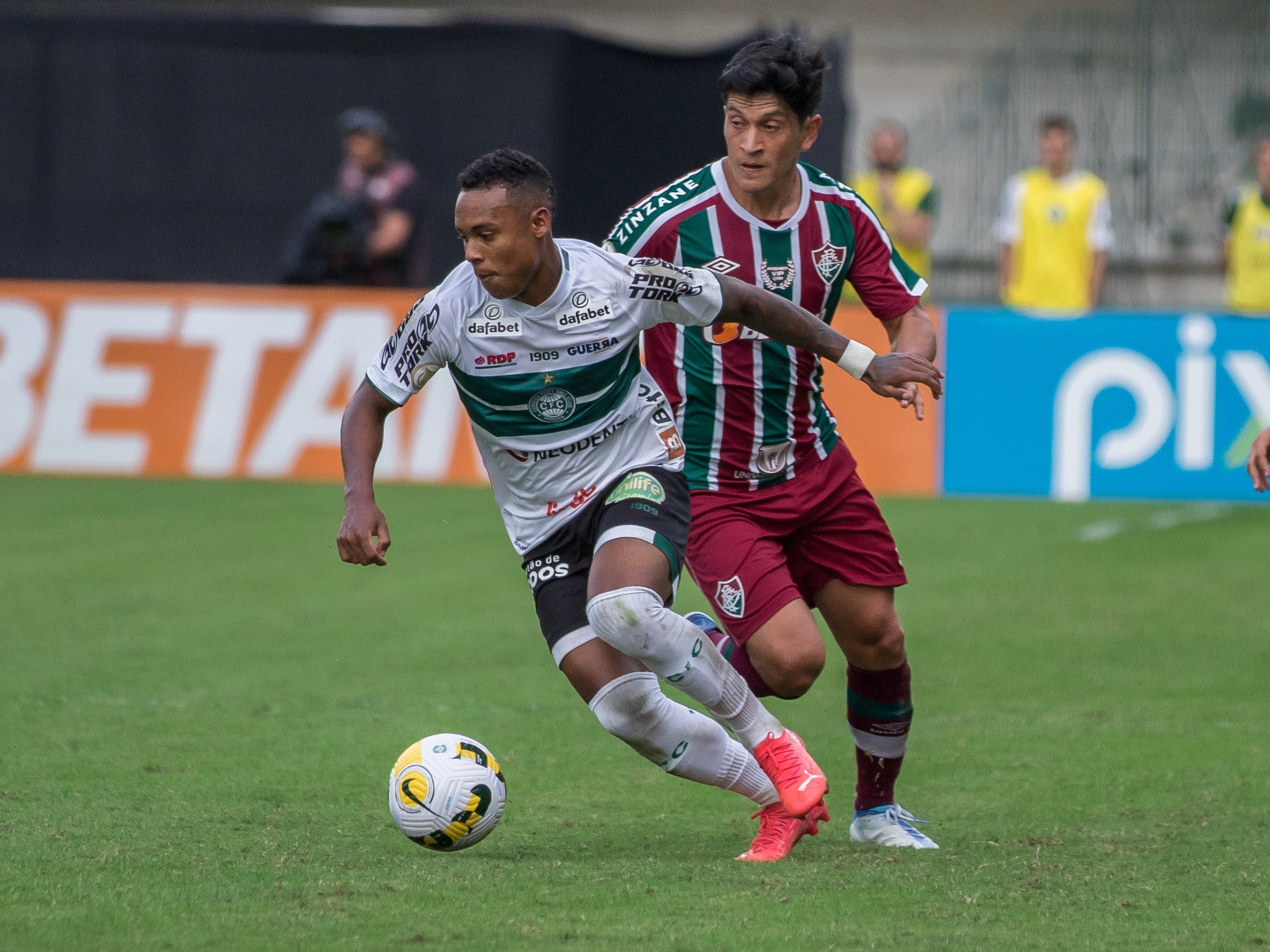 Flamengo x Coritiba: veja onde assistir, escalações, desfalques e  arbitragem, brasileirão série a