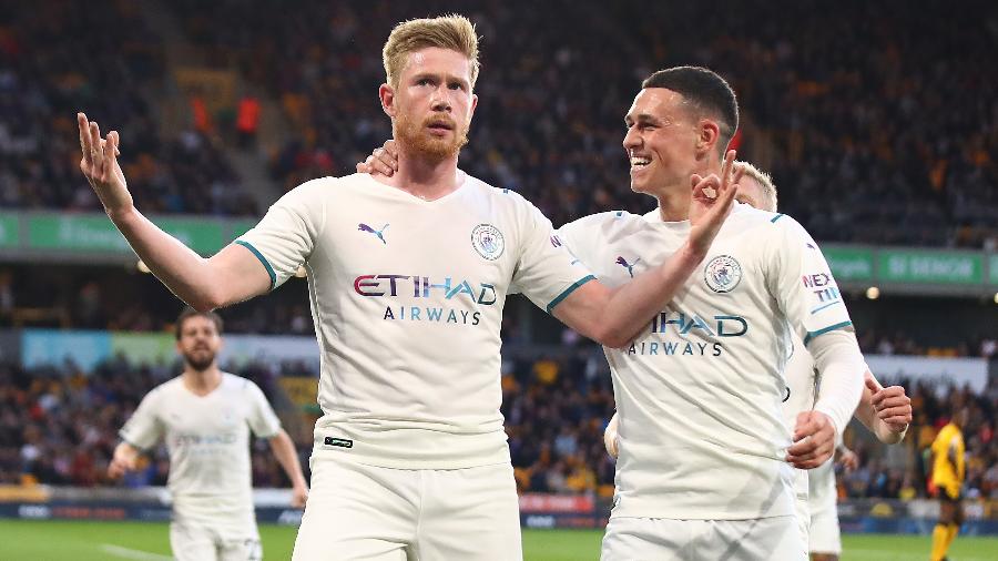 Kevin de Bruyne comemora terceiro gol do Manchester City sobre o Wolverhampton: Haaland vem aí - Chris Brunskill/Fantasista/Getty Images