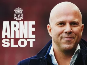 Liverpool oficializa holandês Arne Slot como técnico que substituirá Klopp