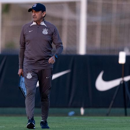 Ramón Díaz, durante treino do Corinthians