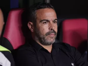 Piti de Artur Jorge por questão sobre 2023 ofusca classificação do Botafogo