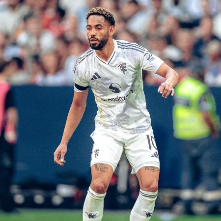 Matheus Cunha estreou pelo Manchester United em jogo amistoso