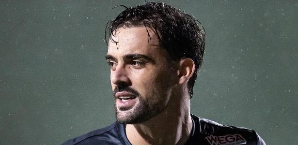 Palmeiras acerta contratação de goleiro da Portuguesa após saída de Kaique