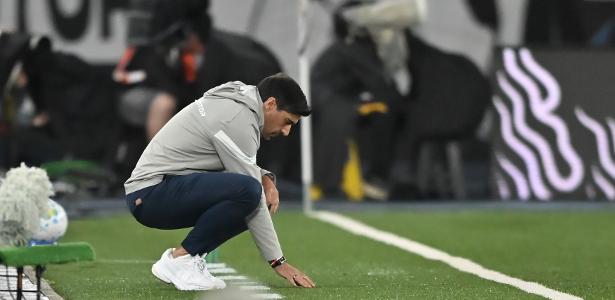 'Palmeiras joga pouco e Abel se vitimiza': Colunistas esquentam debate