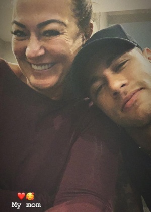Neymar registrou o encontro com a mãe em suas redes sociais - Reprodução/Instagram