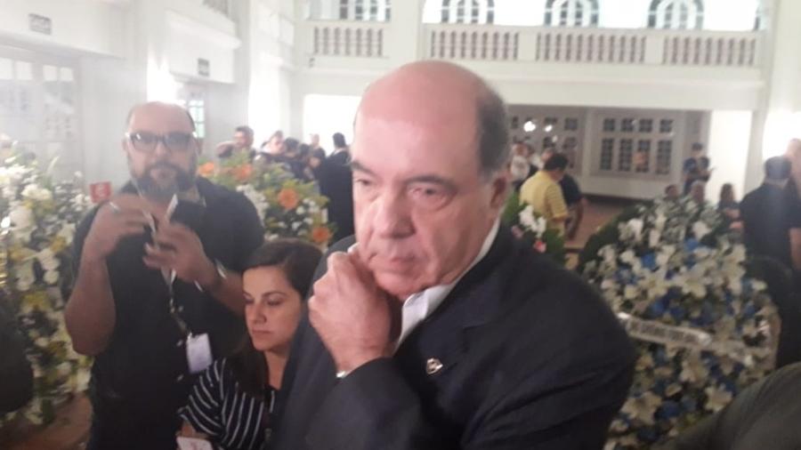 Presidente do Botafogo, Nelson Mufarrej esteve presente no velório de Valdir Espinosa em General Severiano - Alexandre Araújo / UOL Esporte