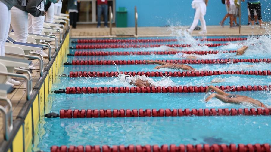 Prova de natação nos Jogos Escolares Brasileiros (JEBs) de 2021 - Divulgação/JEBs