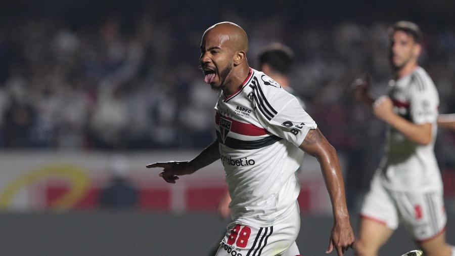 Patrick comemora gol marcado pelo São Paulo contra o Palmeiras - Miguel SCHINCARIOL/São Paulo FC