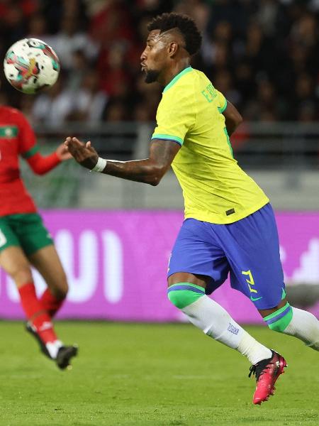 Emerson Royal durante amistoso da seleção brasileira contra Marrocos. - FADEL SENNA/AFP