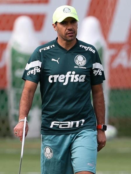 Abel Ferreira comanda treino do Palmeiras na Academia de Futebol