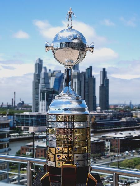 Taça da Libertadores em Buenos Aires, palco da final 2024