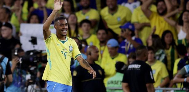 Cover image for Milton Neves: Brasil passeia, mas goleada contra o Panamá não muda o preço do dólar