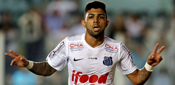 Gabriel, que marcou dois gols nos duelos contra o Corinthians, sofreu edema na coxa - Ernesto Rodrigues/Folhapress