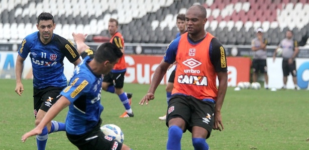 Gramado passou por melhorias, mas não estará 100% para Vasco x Corinthians - Paulo Fernandes / Site oficial do Vasco