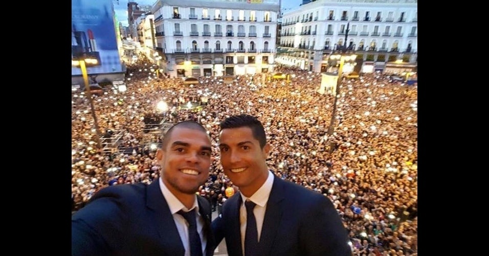Cristiano Ronaldo e Pepe se despedem da temporada em festa da Liga dos Campeões