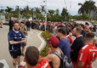 Sem ingresso, torcedores do Independiente arranjam confusão em hotel - Pedro Ivo Almeida/UOL