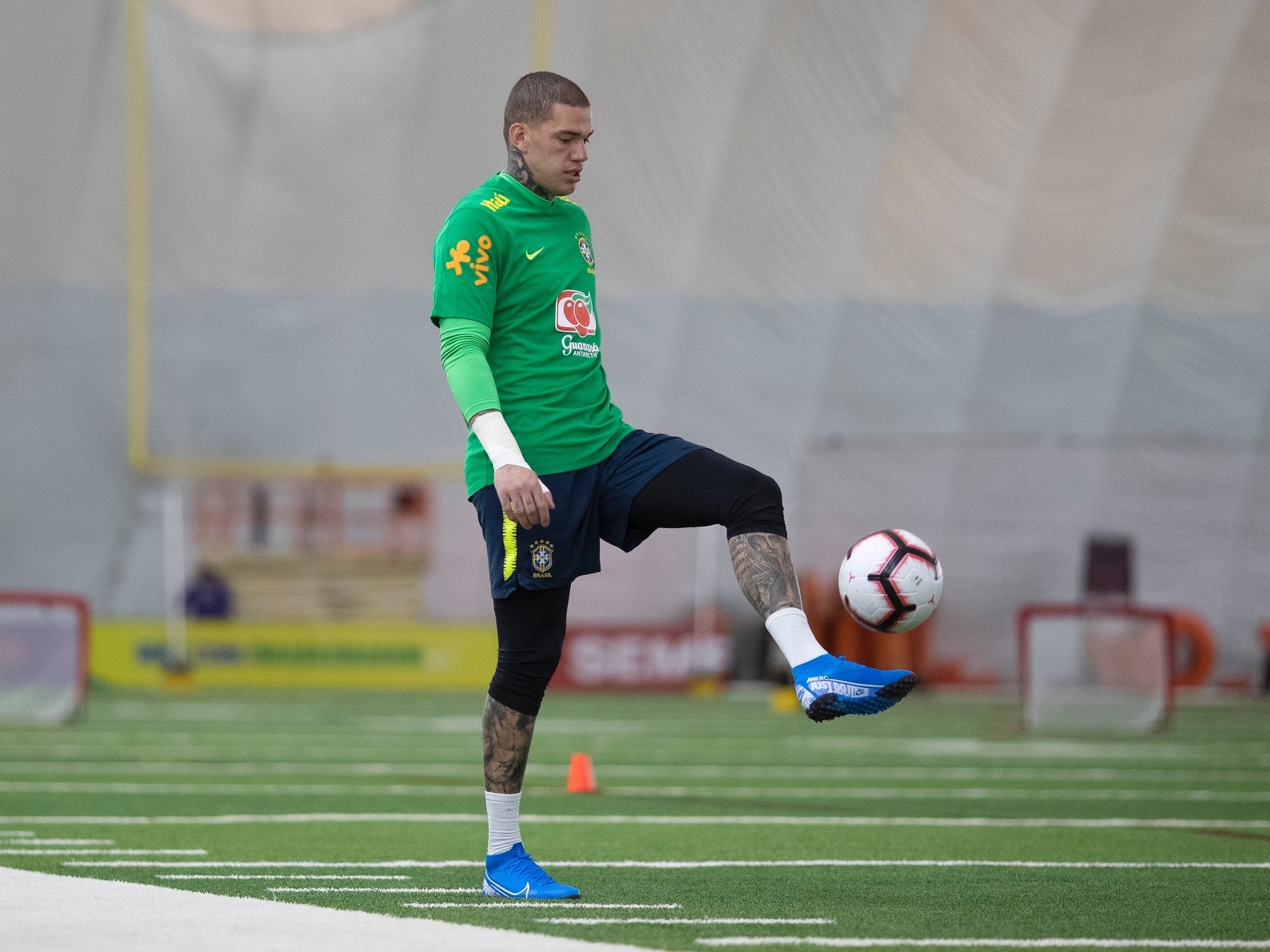 Qual goleiro da seleção brasileira o Tite deve escolher? - Folha PE