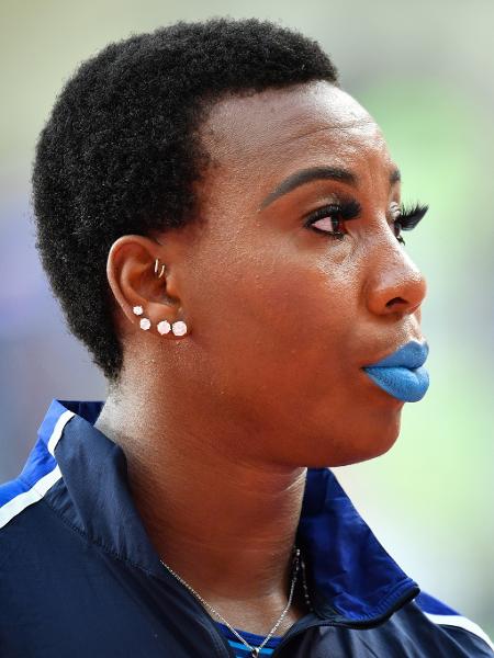 Atleta americana Gwen Berry em foto tirada em 2019, em Doha - Andrej Isakovic/AFP